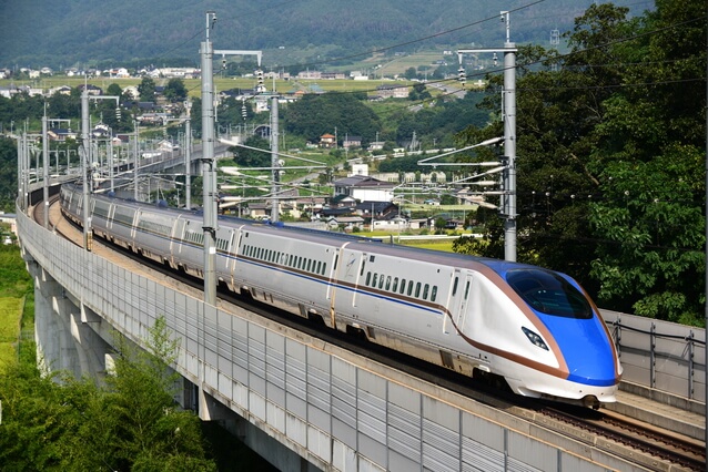北陸新幹線E7系