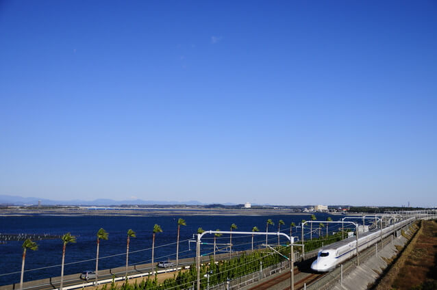 浜名湖と新幹線